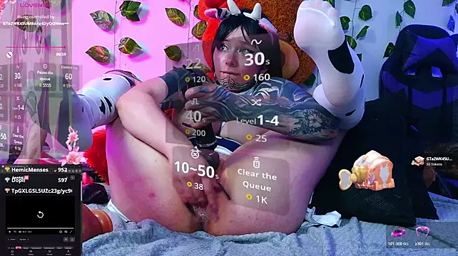 Chatroom XXX en direct de LucyChabs_