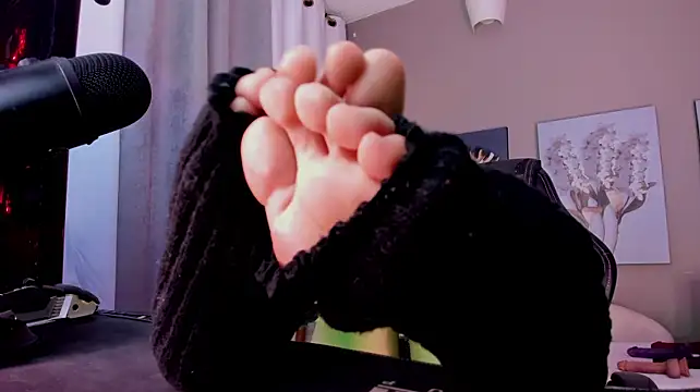 charlotte_bluee XXX чат на живо