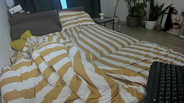 Chat +18 de More_for_Jen ao vivo