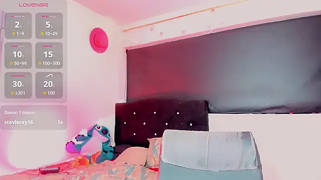 Kendall_hornyy webcam show