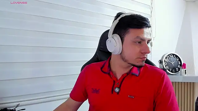 Chat +18 de Rick_Adams ao vivo