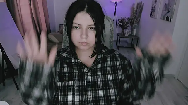 DiaAngell Adlı Modelin Canlı XXX Sohbeti