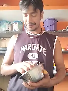 Gre3k_god XXX чат на живо