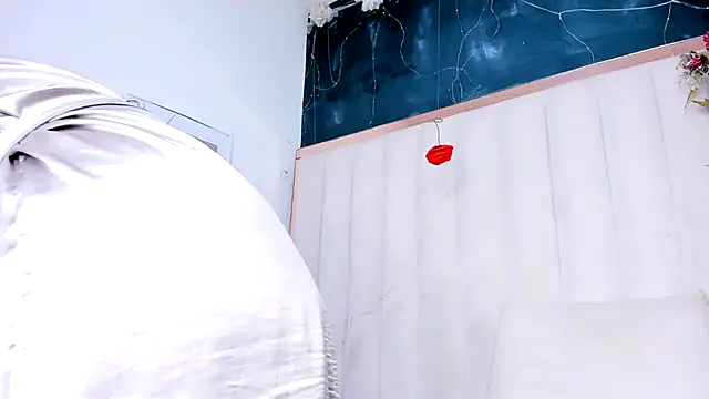 Isabella_falcon's Webcam Show