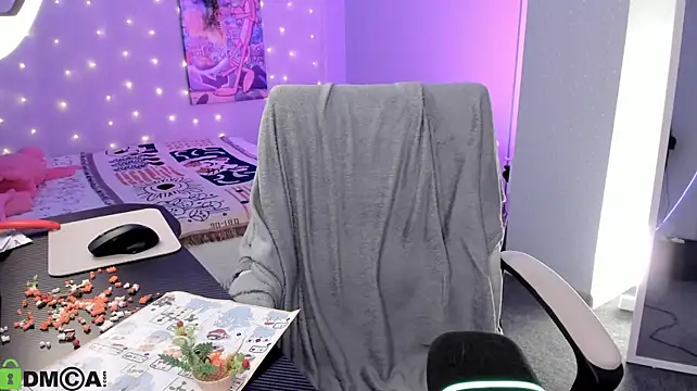 boozekirs_'s Live XXX Chat