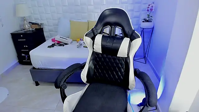 Czat XXX na żywo – anny_rouse24