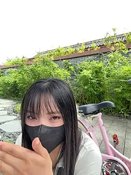 xiao-Lin's Webcam Show