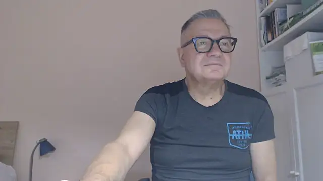 Chat +18 de YOU6me ao vivo