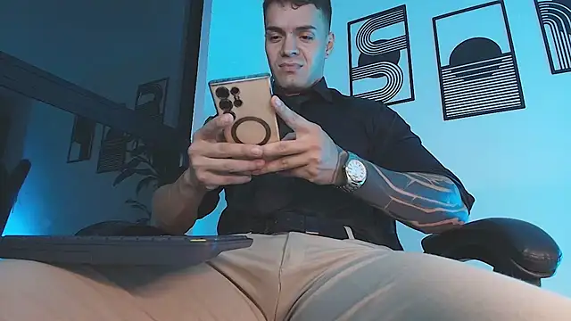 Онлайн чат XXX ALPHA_DOMINUS_