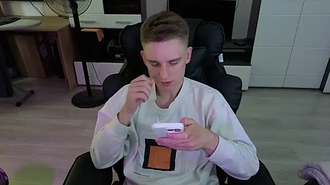 pvlpstvy Pertunjukan Webcam