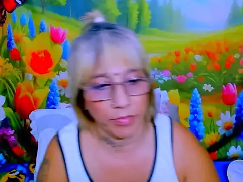 indianroxy Chat XXX live