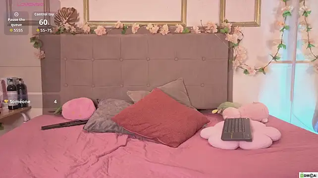 Mia_collins16 live XXX chat