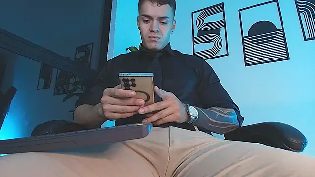 ALPHA_DOMINUS_ Live XXX-Chat