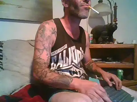 הופעת וובקאם של theboobietrap