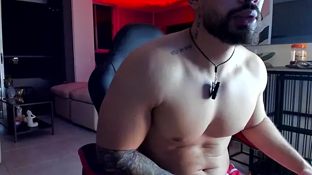 Valenthino_Salvatore live XXX chat