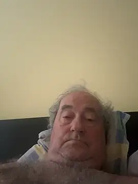 csikar Live XXX-chat