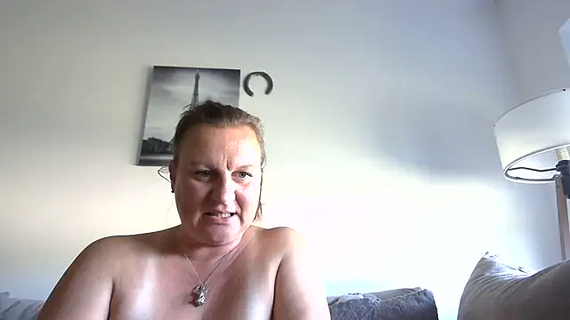 HotPussy785 live XXX chat