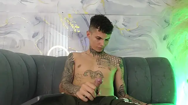 Paulo_527n Live XXX chat
