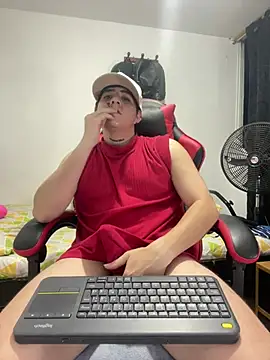 Fozil_Dvice Live XXX-Chat