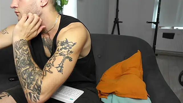 Chat XXX en directo de Igor_Wilde