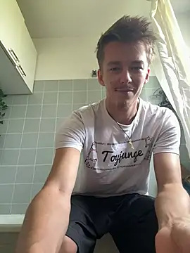 Toyjungee Webcam-Show