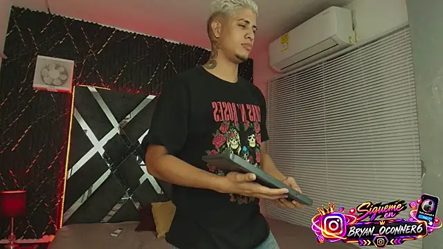 dominic_connor 现场XXX聊天