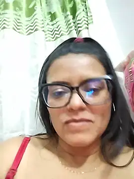 Онлайн чат XXX selena_foxy