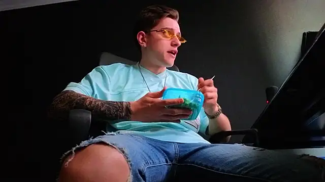 FelixStarkk Live XXX Chat