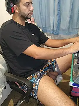 Chat +18 de lzinrj ao vivo