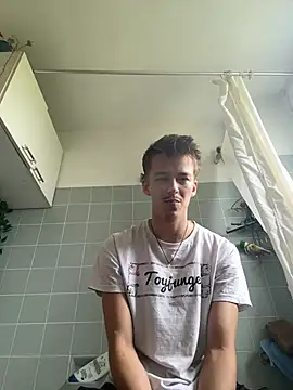 Toyjungee Live XXX-chat