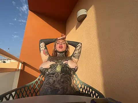 AlexandraWildd XXX чат на живо