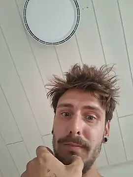 Freak1305n Webbikameraesitys