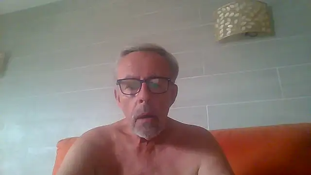 Chat XXX en directo de tuggy59