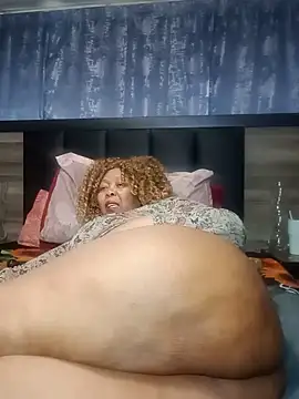 Chat XXX en directo de Fat-Flatty-AssMommy