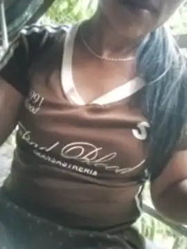 Chat +18 de Helen-nn ao vivo