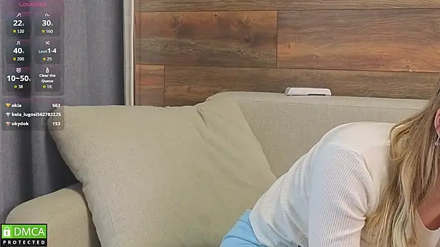 EmilieLong's Live XXX Chat