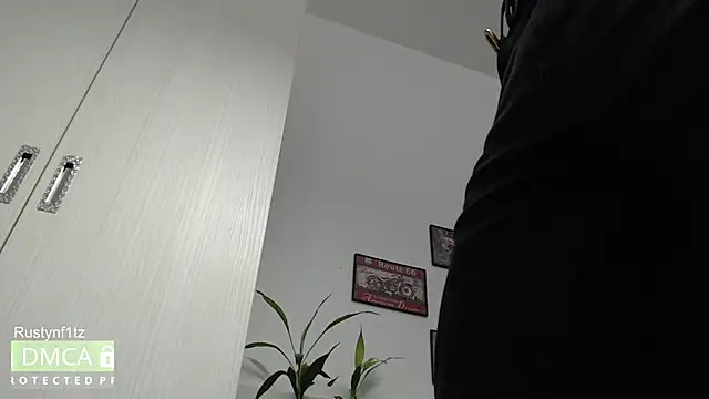 Rustynf1tz_ Live XXX-Chat