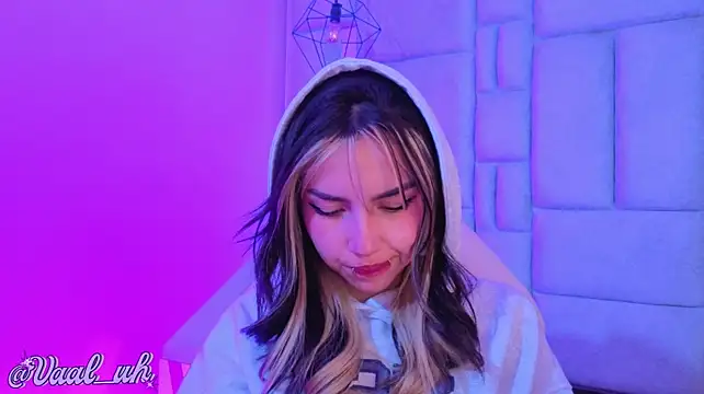 Онлайн чат XXX Valuh_Blake