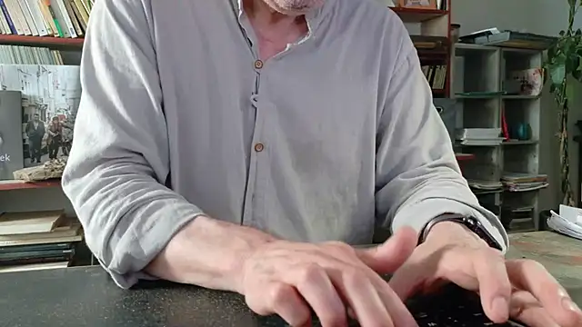 yvanbonar Live XXX-Chat