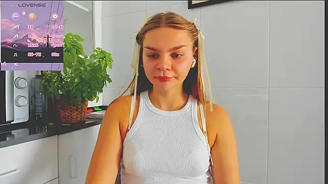 دردشة Molly_sweetie الجنسية المباشرة
