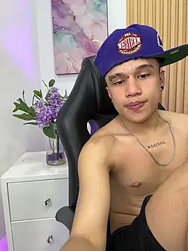 Dominik_Souza Live XXX-chat