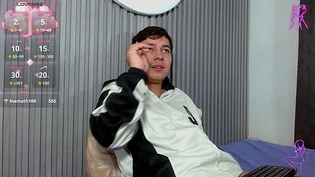 Julian_Smith21's Live XXX Chat