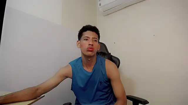 athlete_reese – webcam-show
