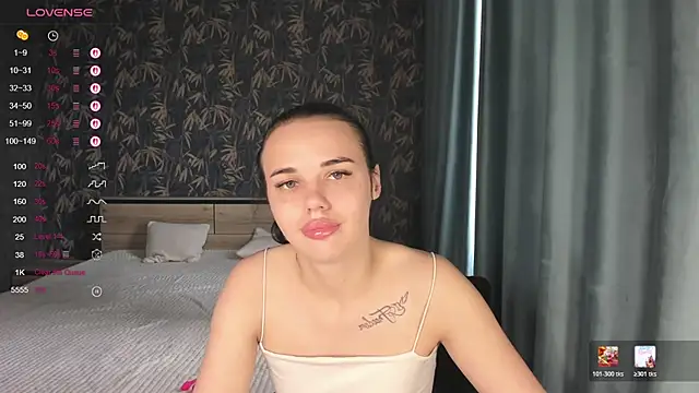 Kseni_a live XXX chat