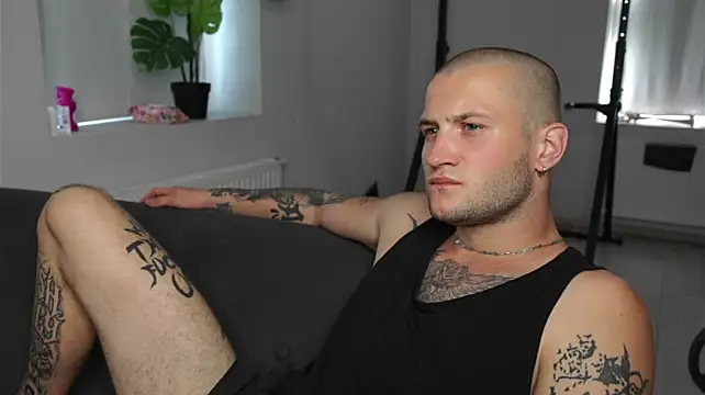 Show modela Igor_Wilde na web-kameri