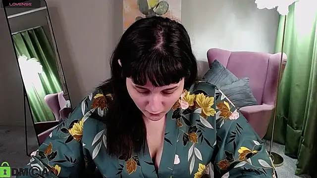 Mia__sensual XXX чат на живо