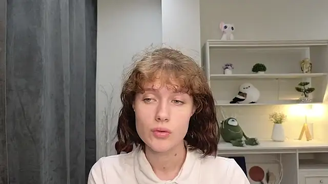 ShirelyLangley XXX чат на живо
