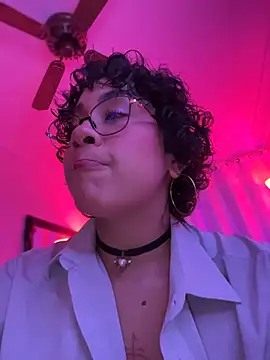 ZahaRoseee's Live XXX Chat