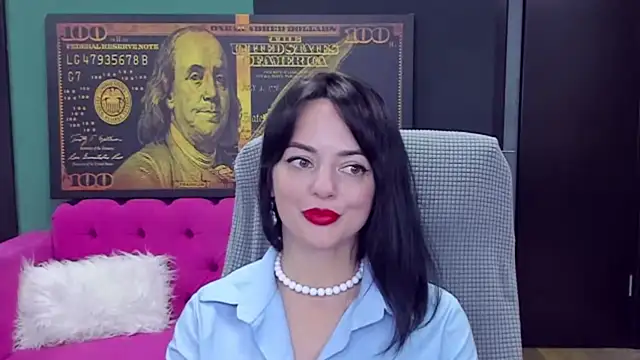 XXX chat uživo modela BellaRowan