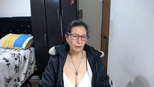 latin49 Chat XXX live